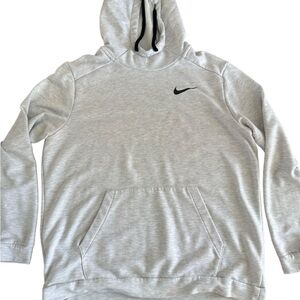 Nike Dri-Fit men’s hoodie size XL, loose fit.